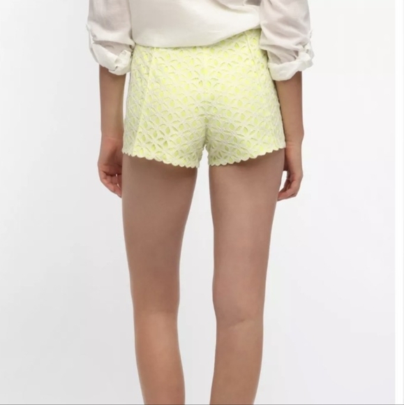UO Dolce vita lace scalloped shorts NWT medium *H - Picture 3 of 8